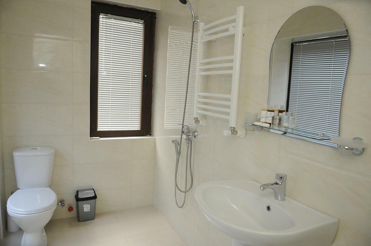 Pomegranate Hotel คูทายสิ ภายนอก รูปภาพ